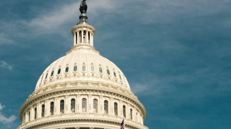 Photo of top of US capitol building